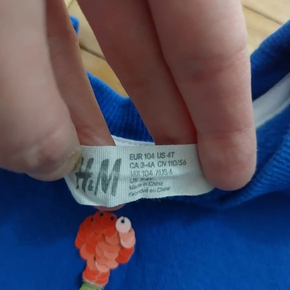Toddler h&m sweaters size  3-4T - Picture 4 of 5